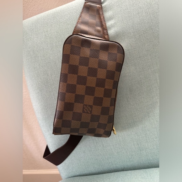 Louis Vuitton Geronimo Bag - Picture 11 of 13